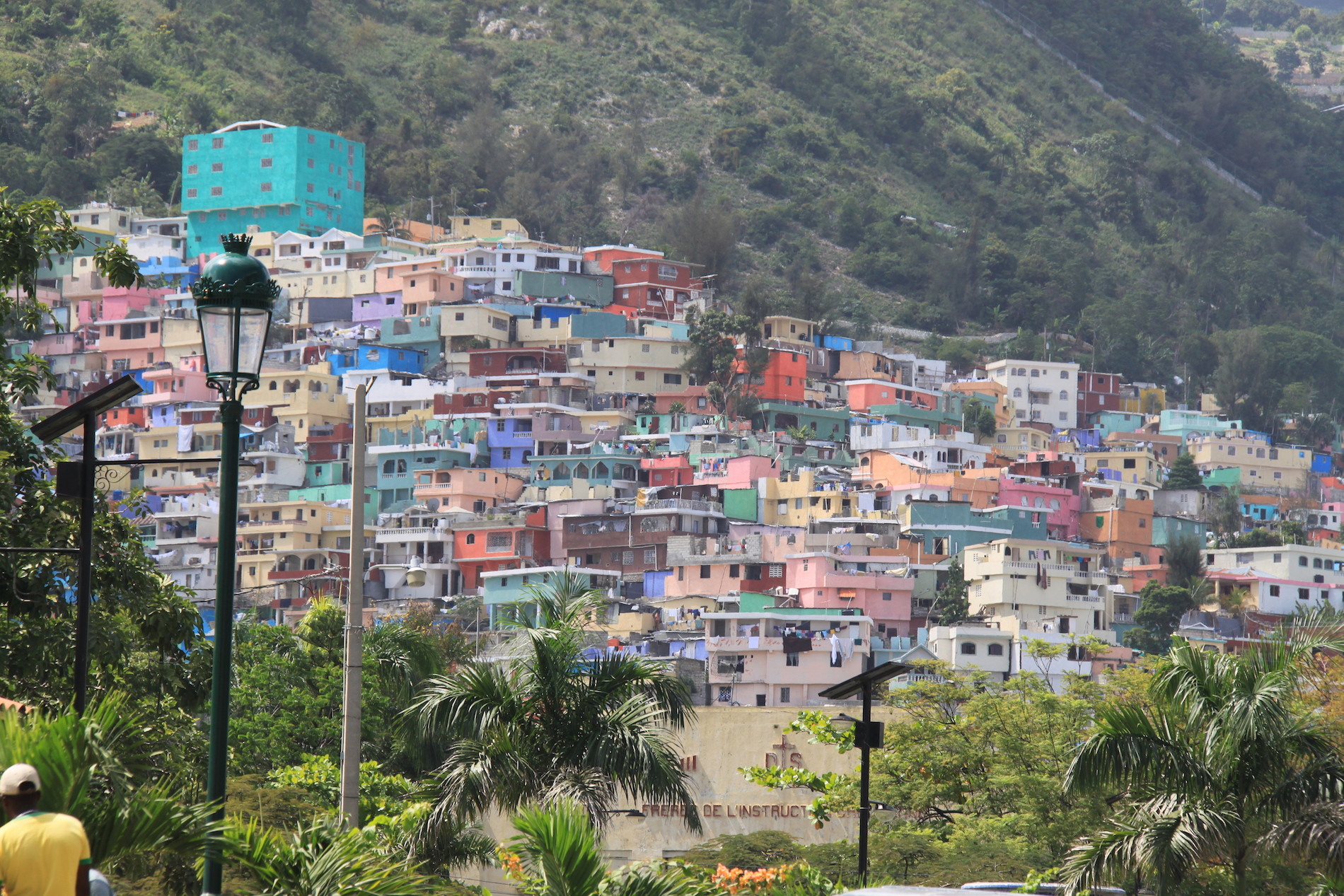 Haiti drone bidonville